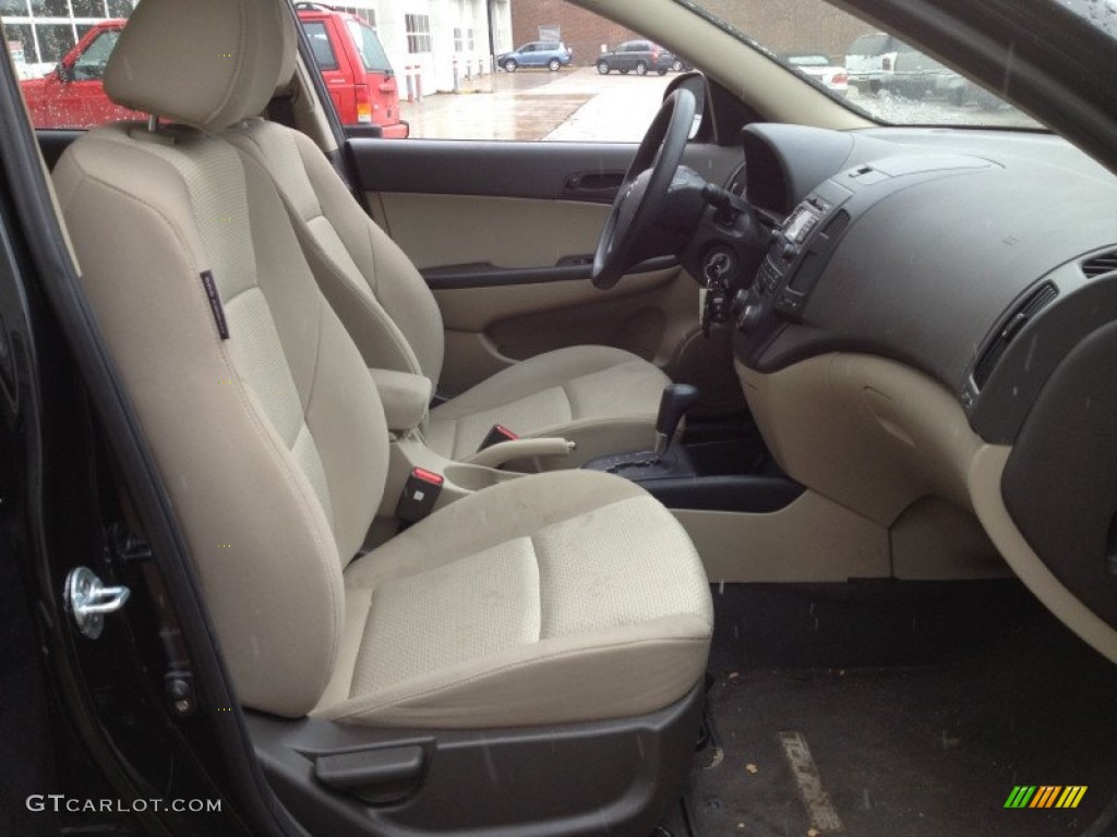 Beige Interior 2010 Hyundai Elantra Touring GLS Photo #77903440