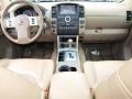 2008 Avalanche White Nissan Pathfinder SE  photo #10