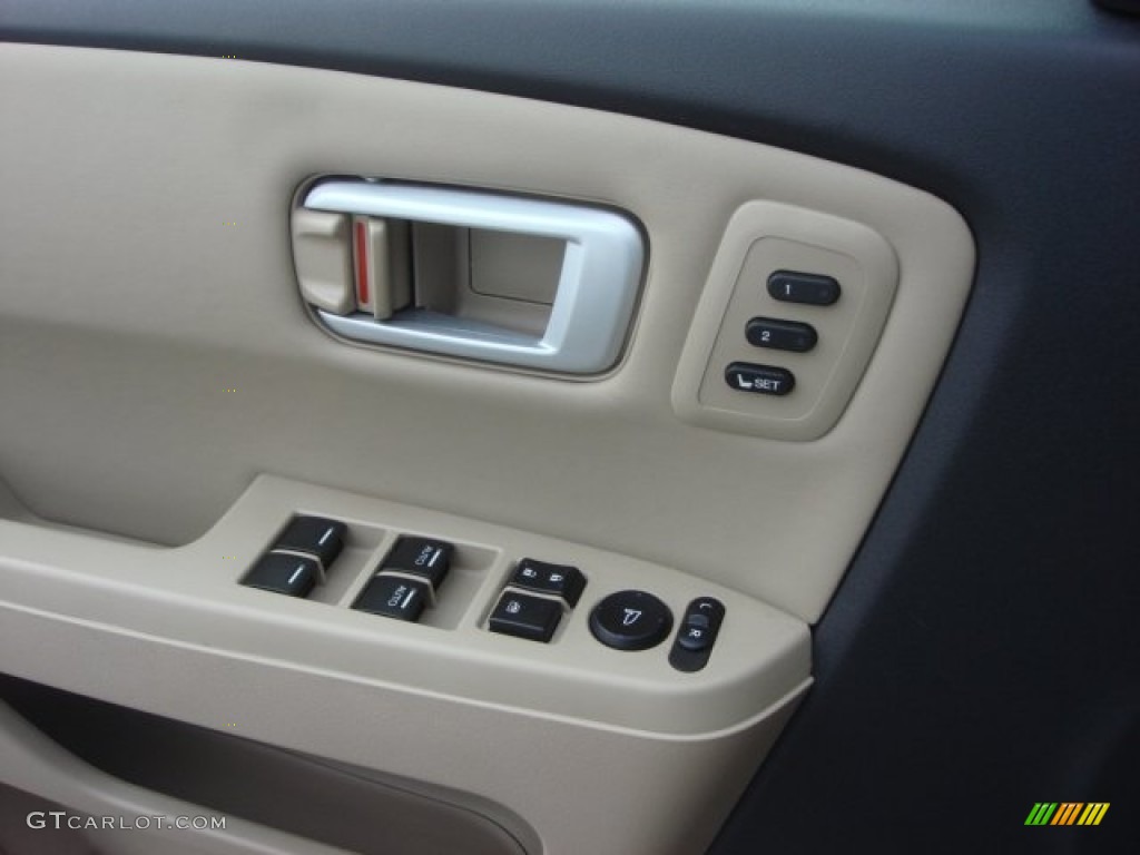 2010 Honda Pilot Touring Controls Photo #77906068