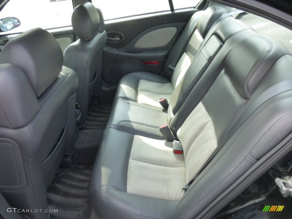 2004 Bonneville GXP - Black / Dark Pewter photo #14