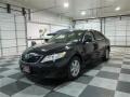 Black - Camry LE Photo No. 3