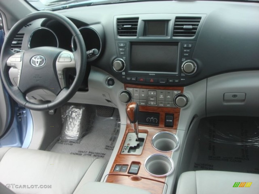 2008 Toyota Highlander Limited 4WD Ash Gray Dashboard Photo #77907617