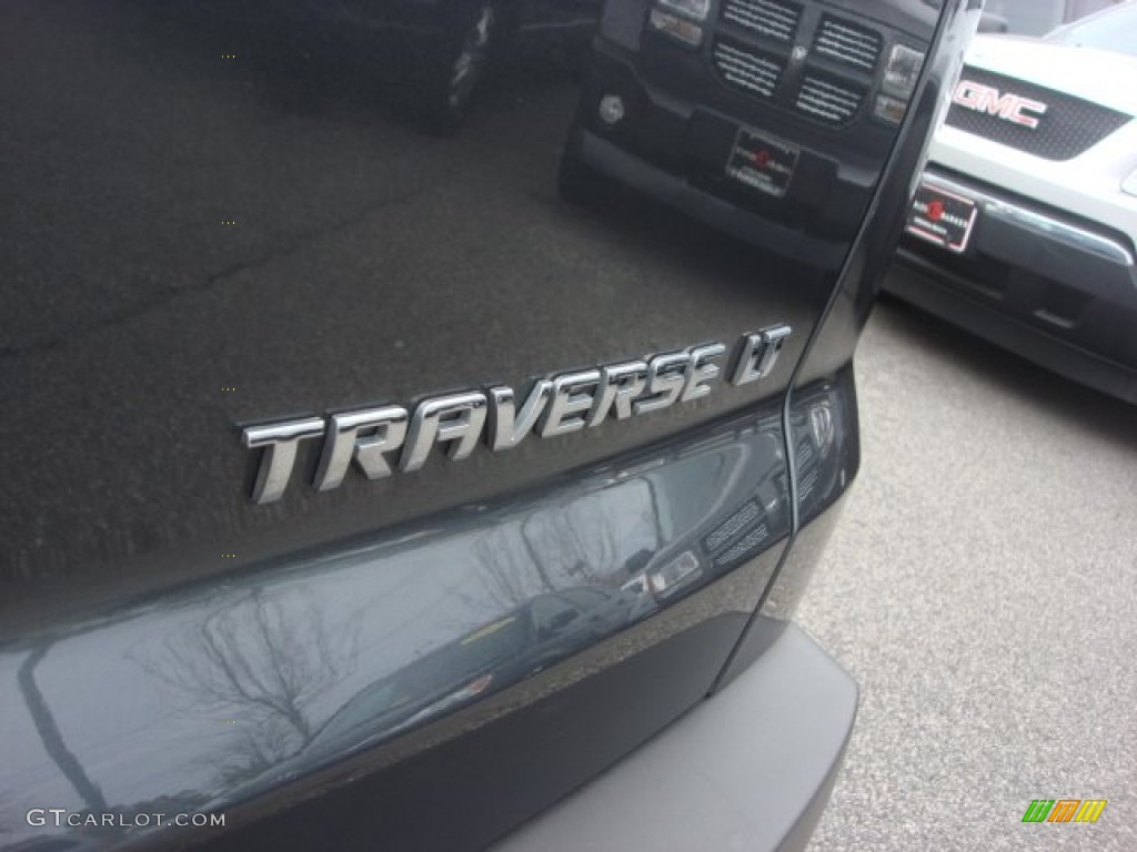 2011 Traverse LT - Cyber Gray Metallic / Ebony/Ebony photo #34