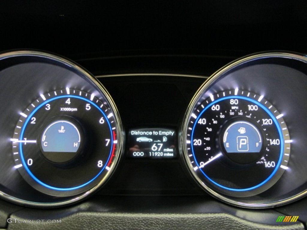 2012 Hyundai Sonata SE Gauges Photos