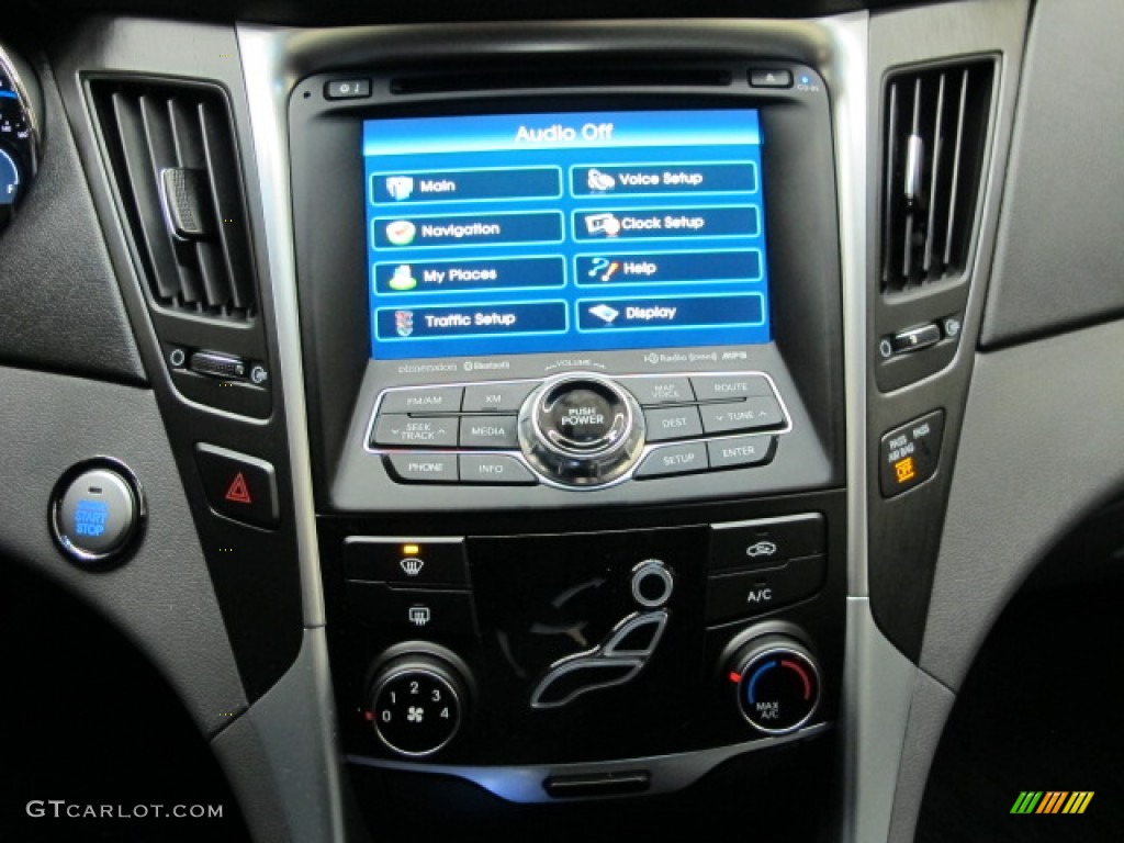 2012 Hyundai Sonata SE Controls Photo #77910145