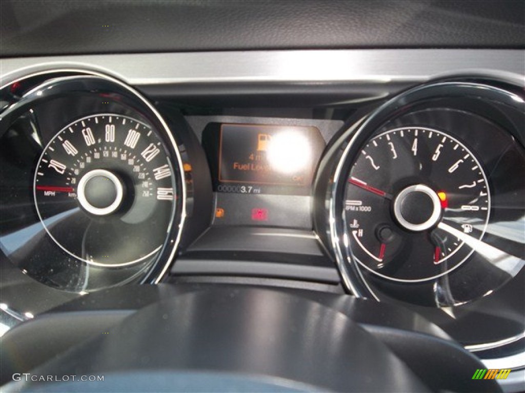 2014 Ford Mustang GT Premium Coupe Gauges Photo #77910211
