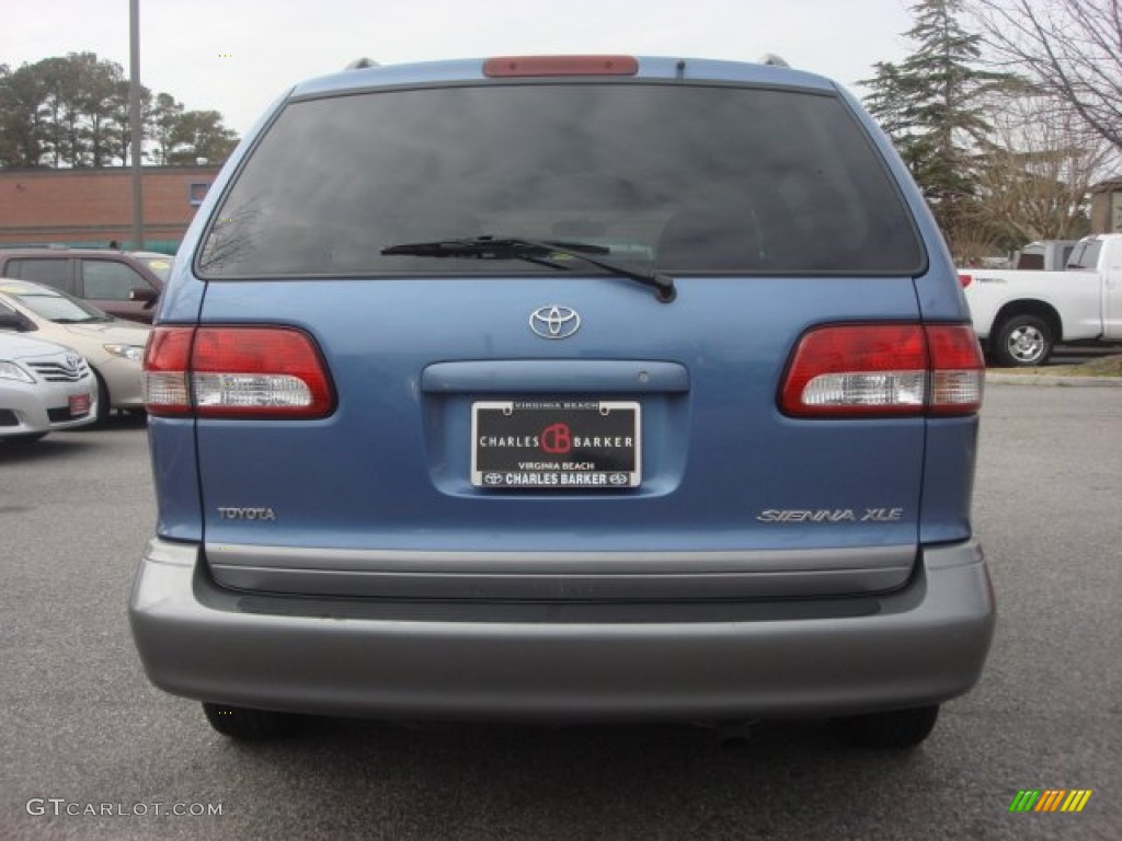 2003 Sienna XLE - Denim Blue Pearl / Gray photo #5
