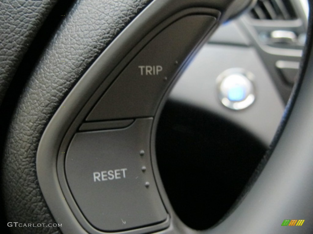 2012 Hyundai Sonata SE Controls Photo #77910253