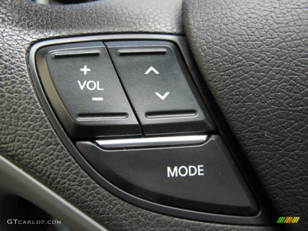 2012 Hyundai Sonata SE Controls Photo #77910280