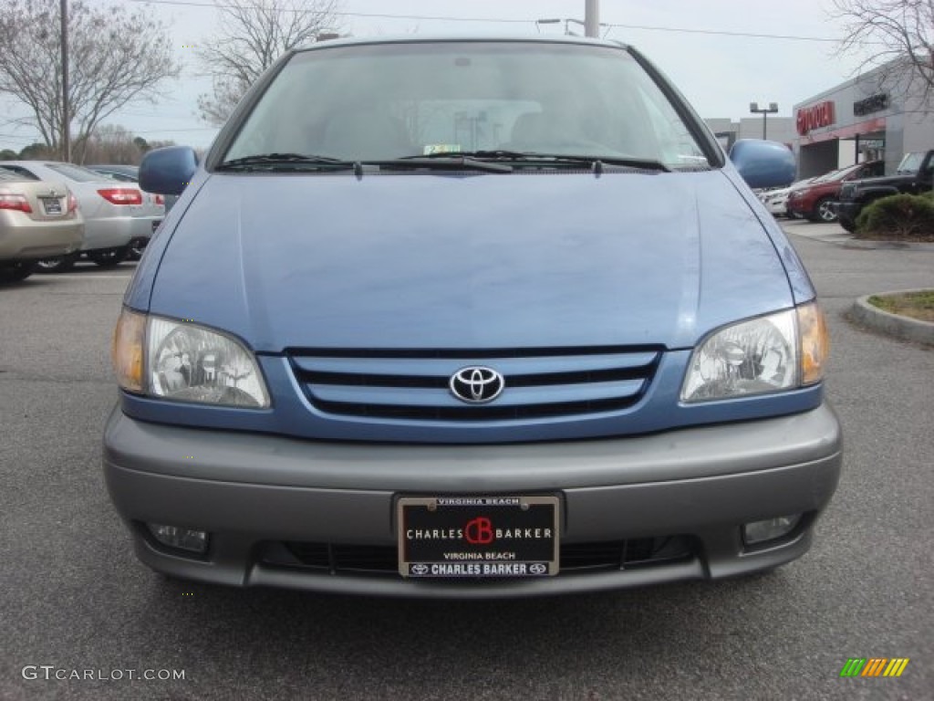 2003 Sienna XLE - Denim Blue Pearl / Gray photo #9