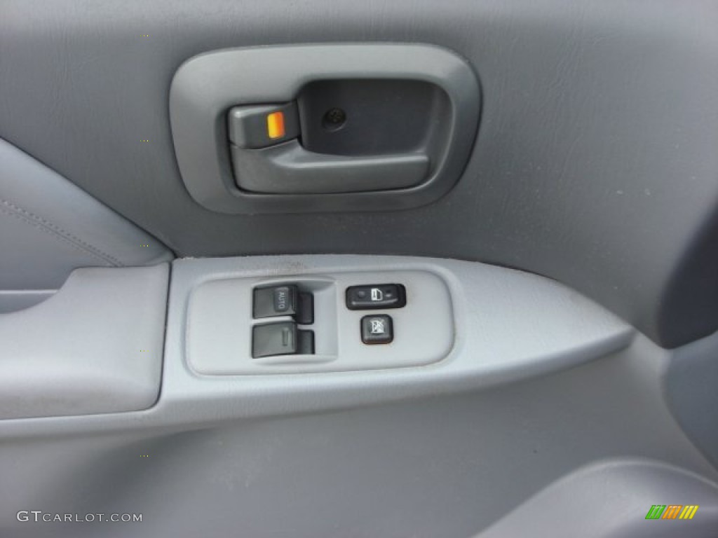 2003 Sienna XLE - Denim Blue Pearl / Gray photo #19