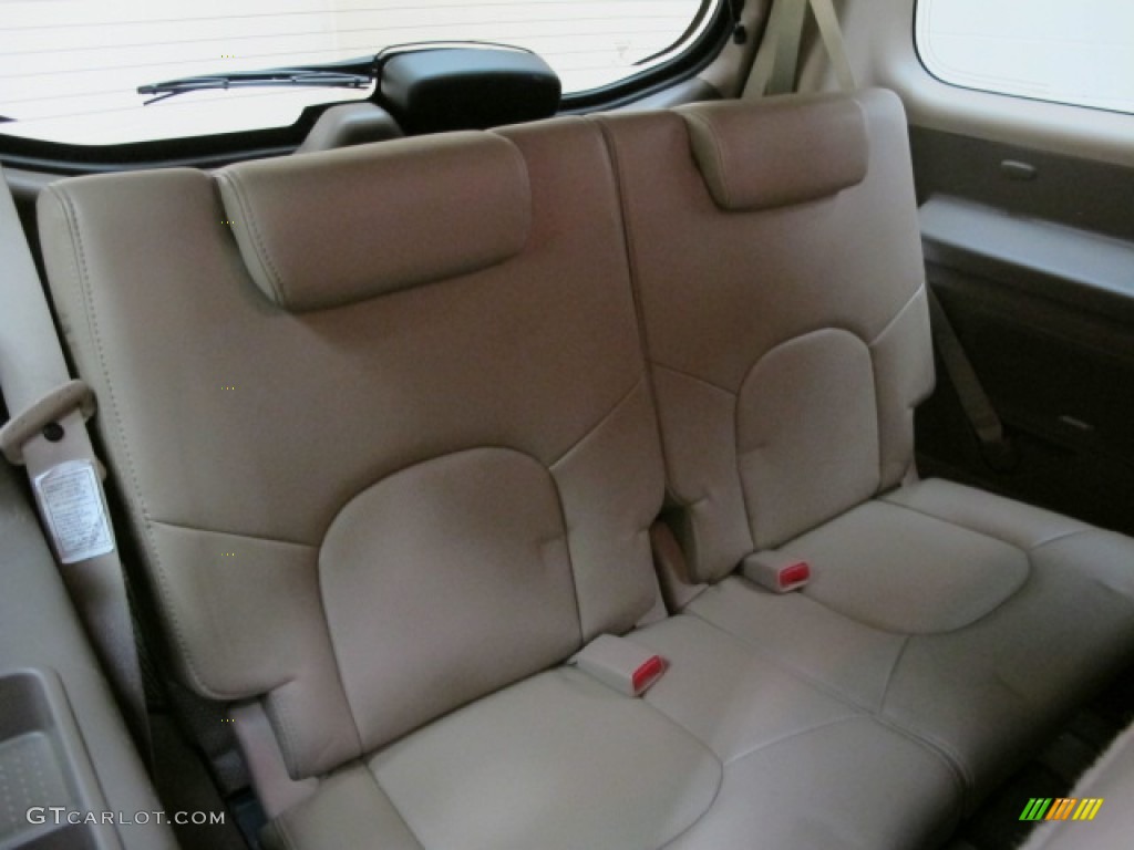 2008 Nissan Pathfinder SE V8 4x4 Rear Seat Photo #77910670