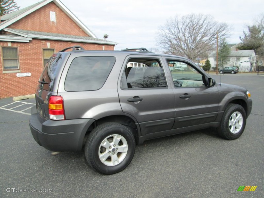 2006 Escape XLT - Dark Shadow Grey Metallic / Medium/Dark Pebble photo #8