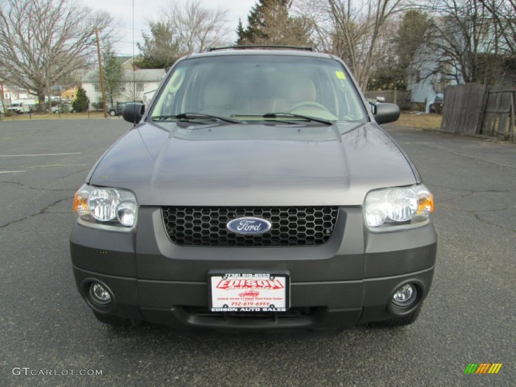 2006 Escape XLT - Dark Shadow Grey Metallic / Medium/Dark Pebble photo #12