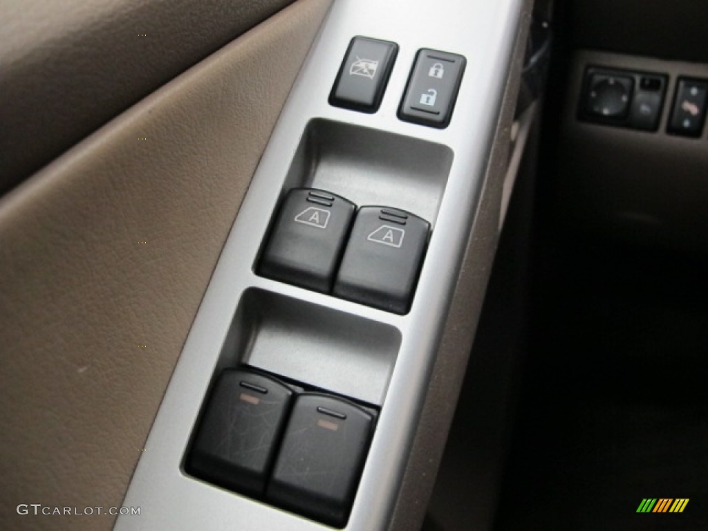 2008 Nissan Pathfinder SE V8 4x4 Controls Photo #77910919