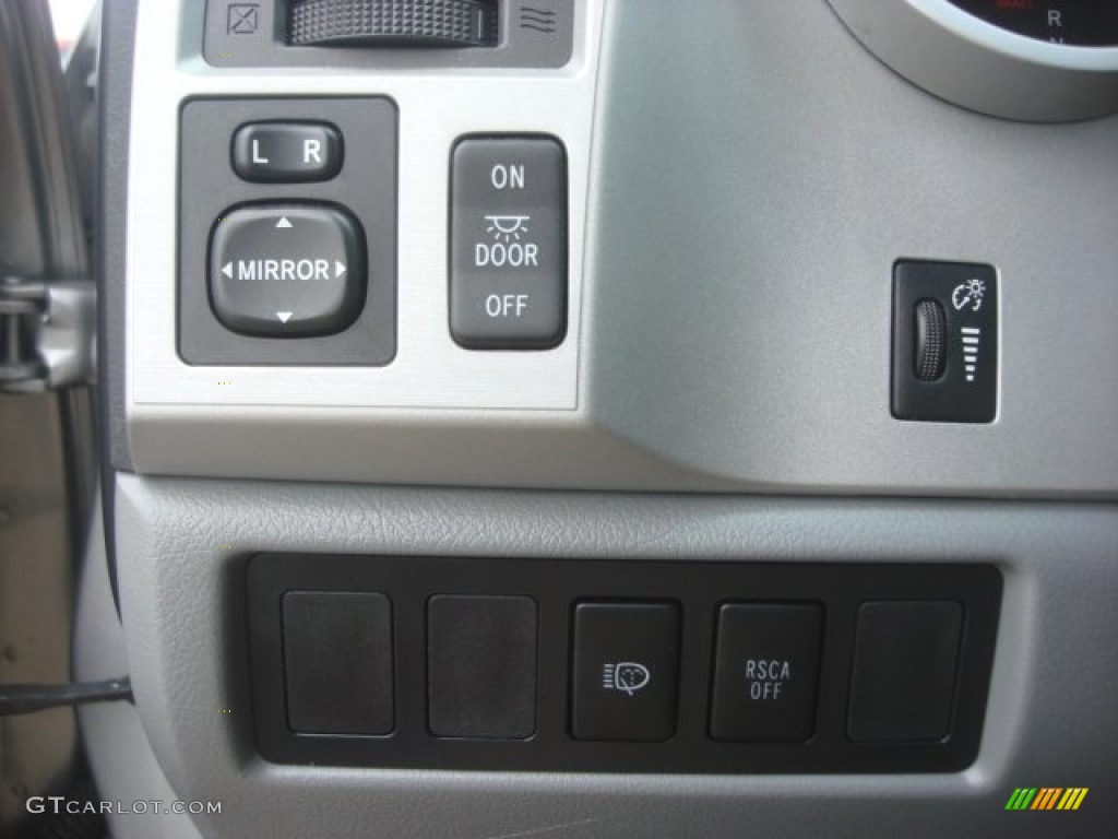 2008 Toyota Sequoia SR5 Controls Photo #77911243