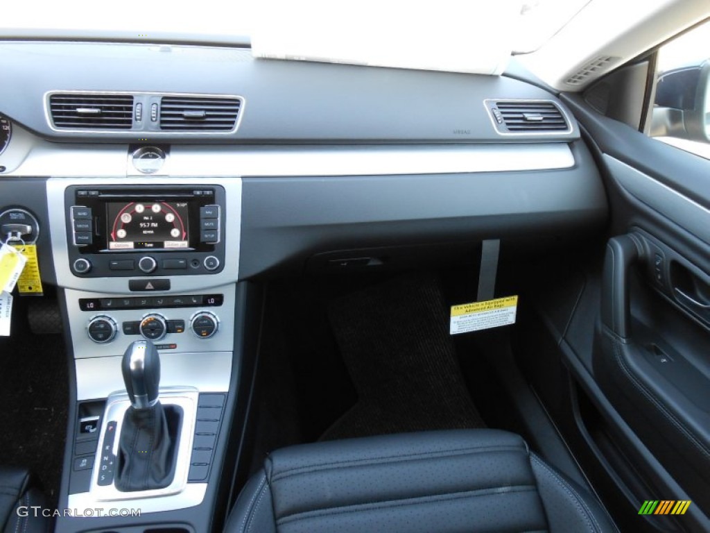 2013 Volkswagen CC Sport Plus Dashboard Photos