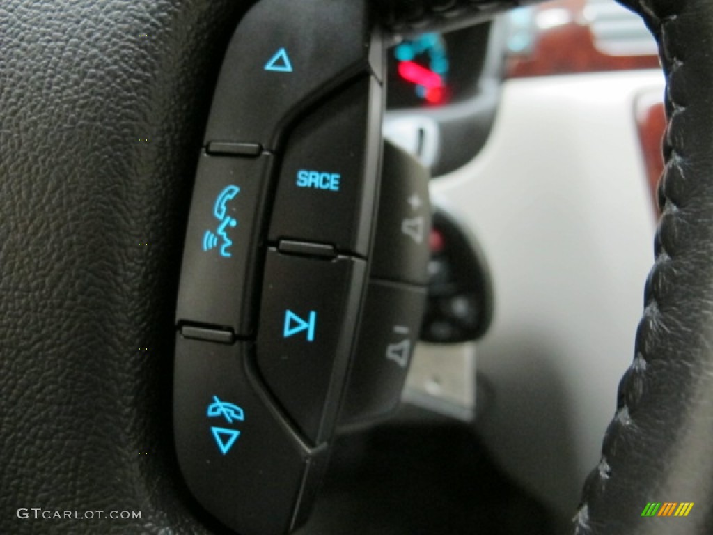 2011 Chevrolet Impala LT Controls Photo #77912041