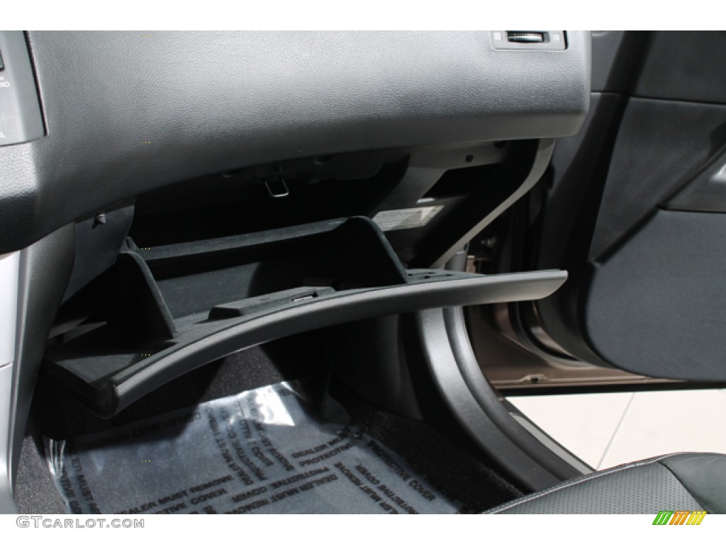 2005 FX 35 AWD - Beryllium 16 / Graphite photo #21