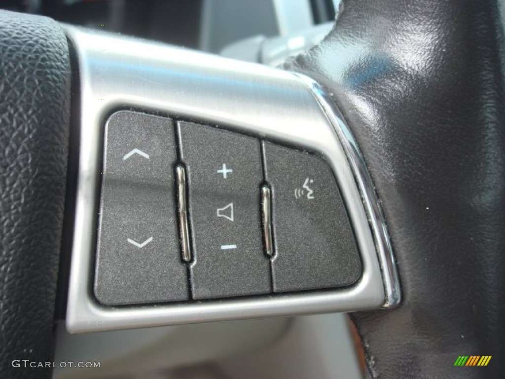 2008 Cadillac STS V8 Controls Photos