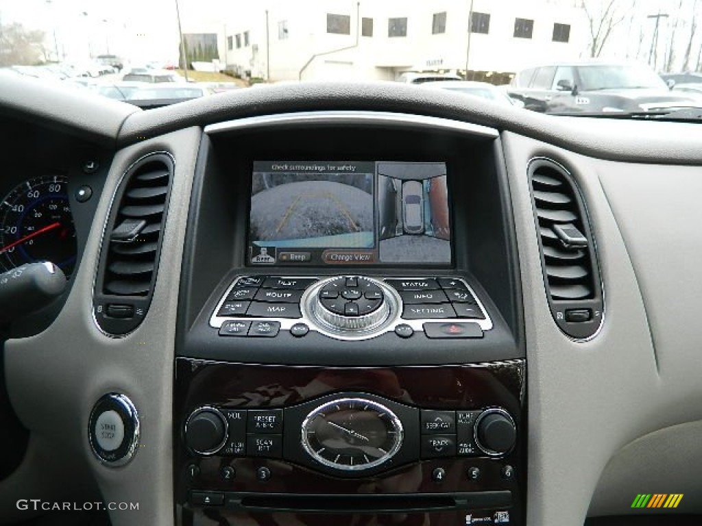 2009 Infiniti EX 35 AWD Controls Photos