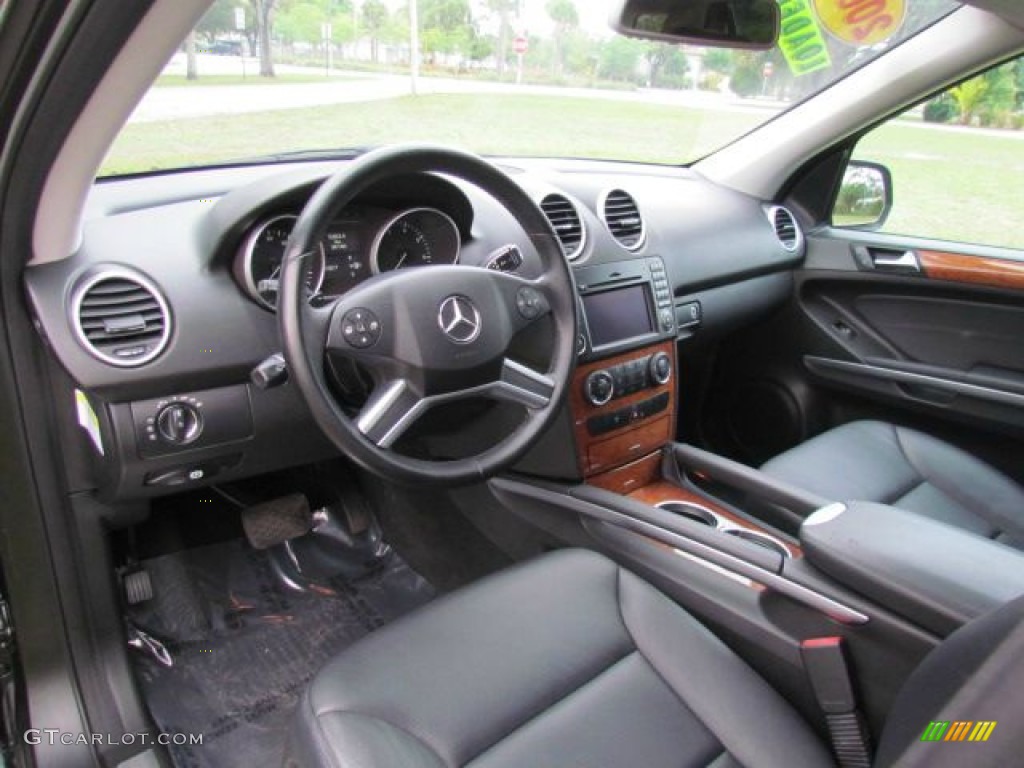 Black Interior 2009 Mercedes-Benz ML 350 Photo #77920666