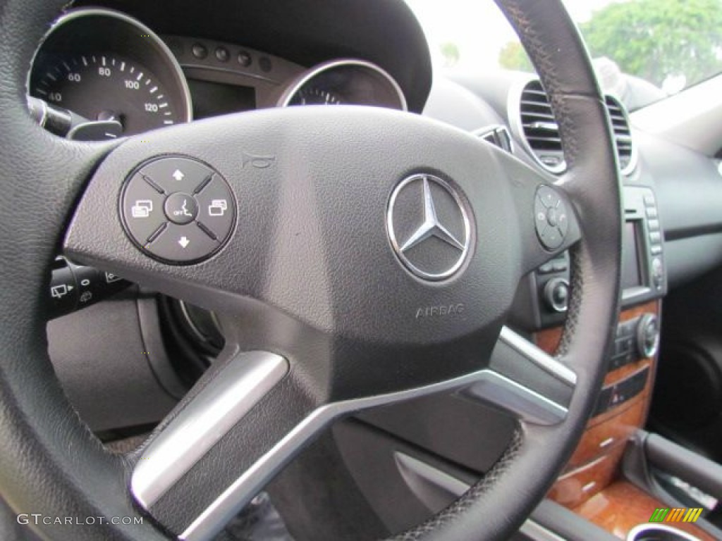 2009 Mercedes-Benz ML 350 Steering Wheel Photos
