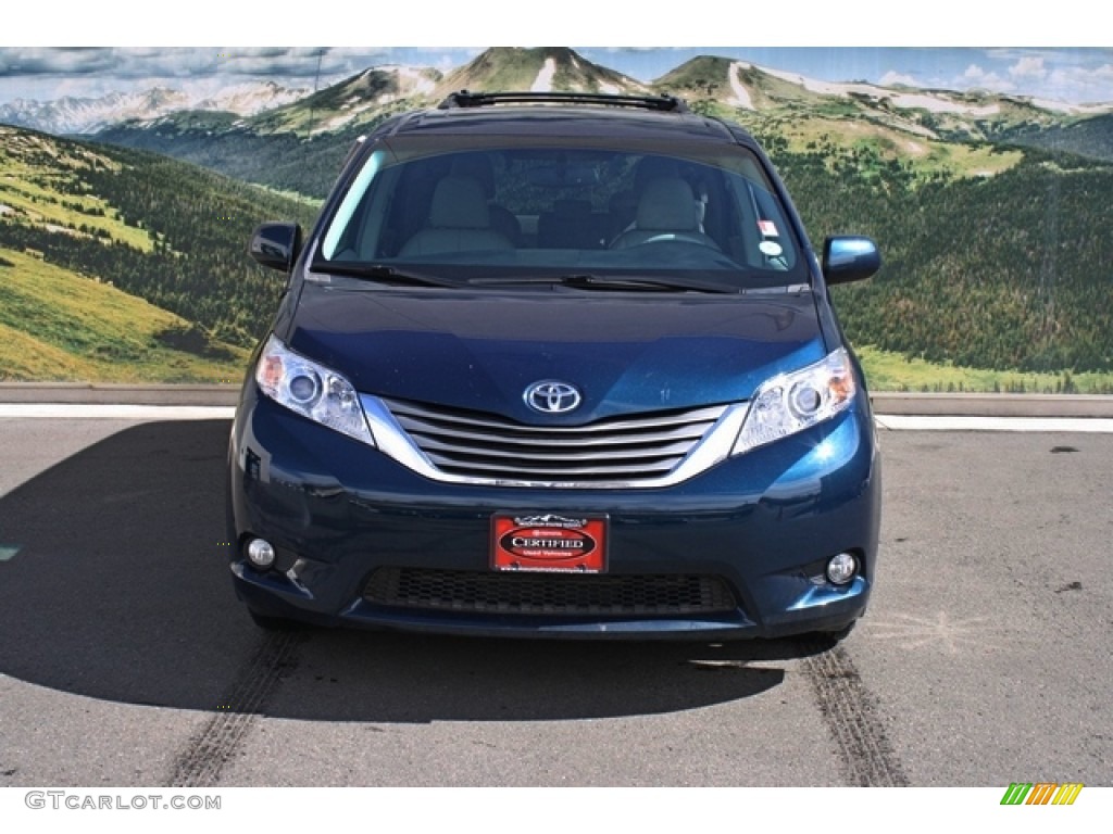 2011 Sienna XLE AWD - South Pacific Blue Pearl / Light Gray photo #7