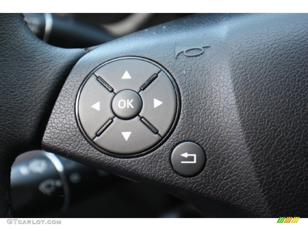 2009 Mercedes-Benz C 300 Luxury Controls Photo #77926135