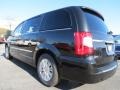 2013 Brilliant Black Crystal Pearl Chrysler Town & Country Limited  photo #2