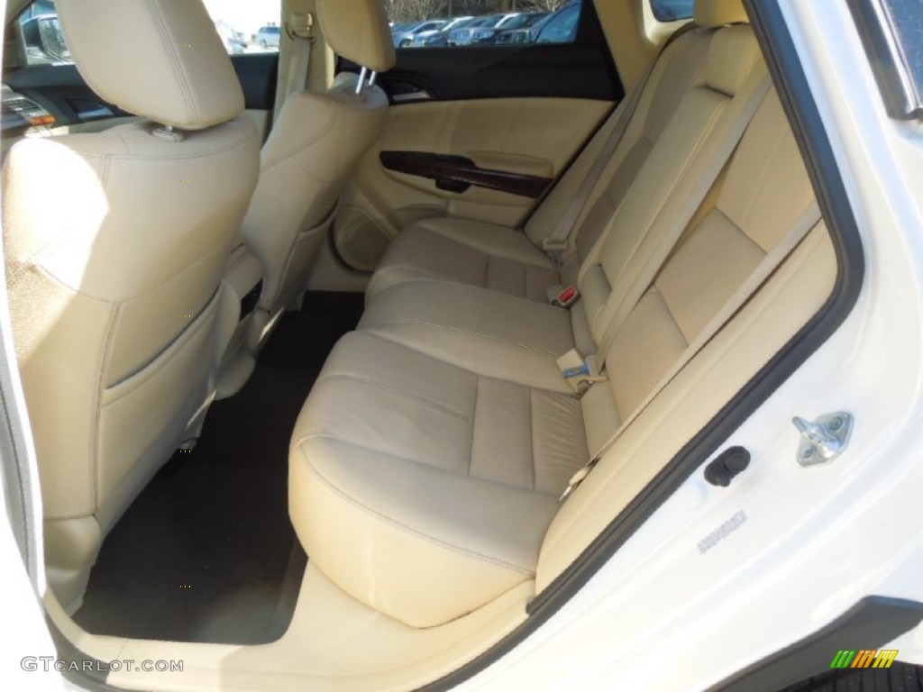 2010 Honda Accord Crosstour EX-L Rear Seat Photos