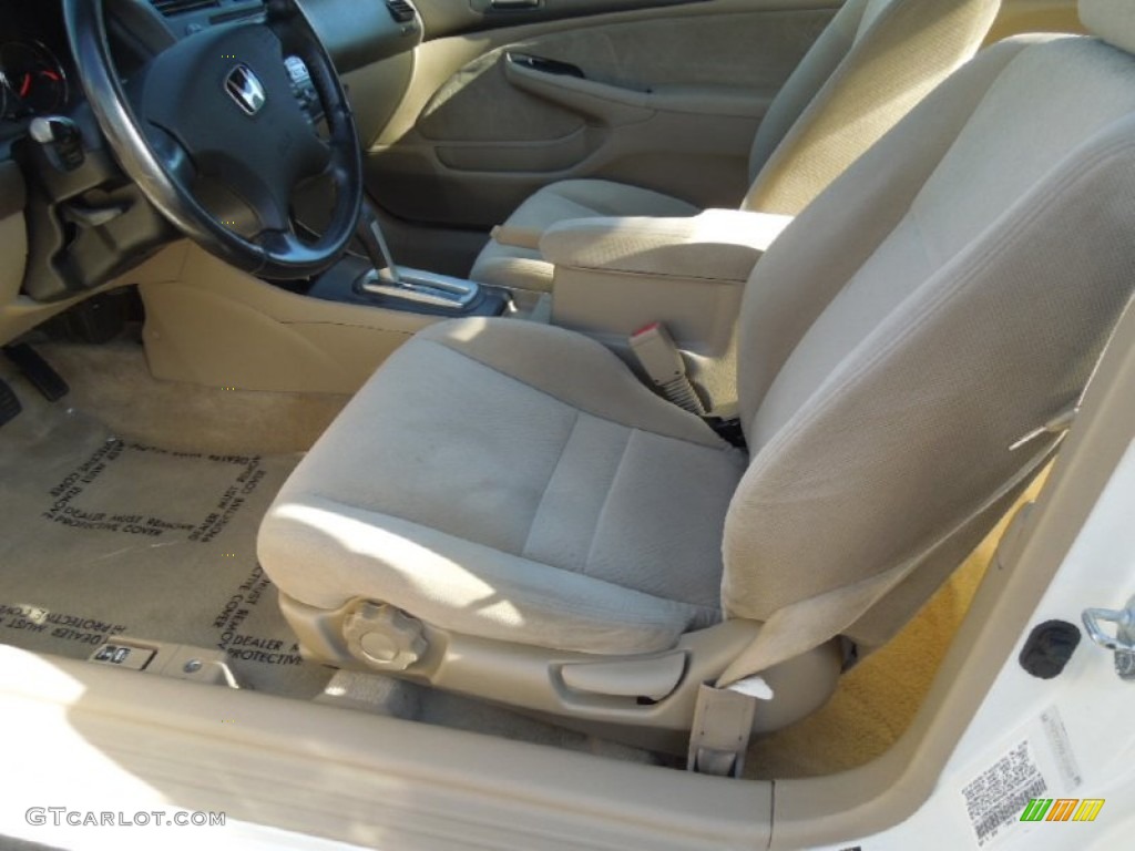 2005 Honda Civic EX Coupe Front Seat Photos