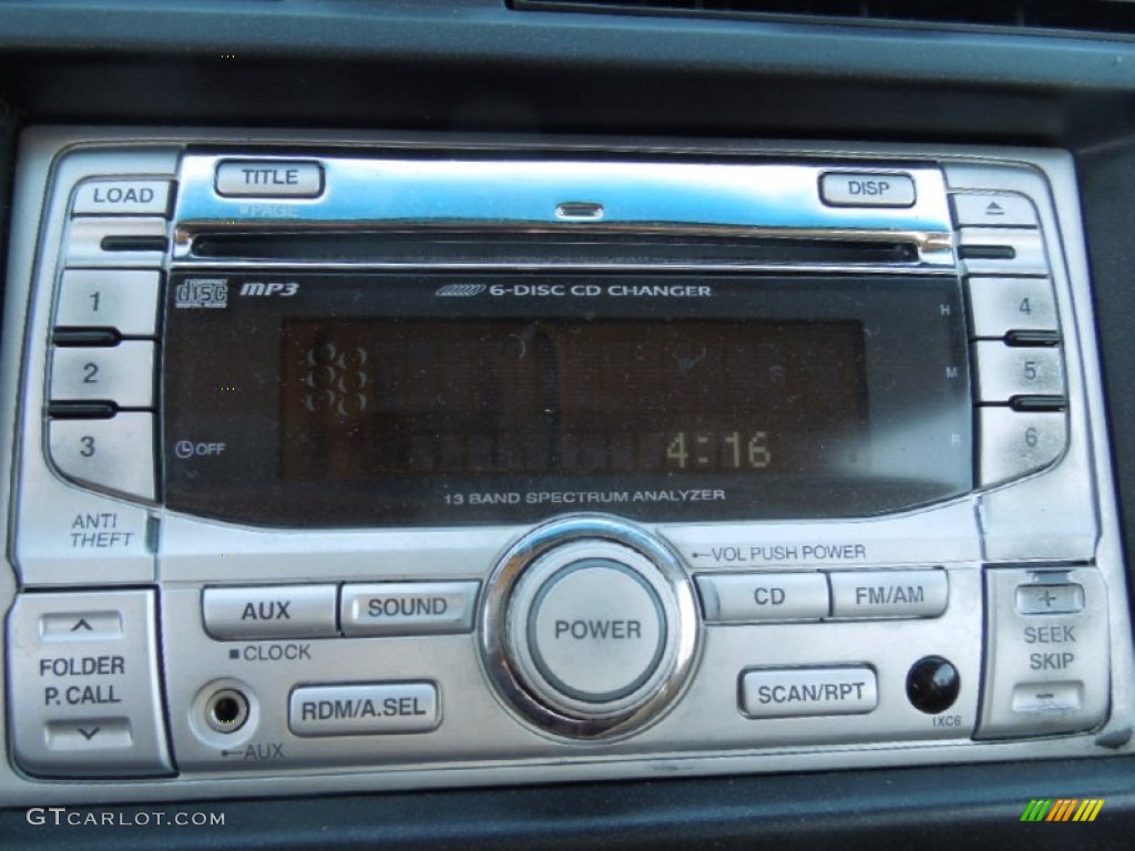 2005 Honda Civic EX Coupe Audio System Photos