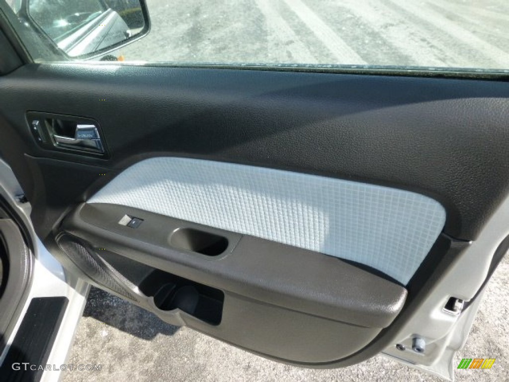 2009 Mercury Milan I4 Appearance Package Dark Charcoal/Ice Blue Alcantara Door Panel Photo #77930490