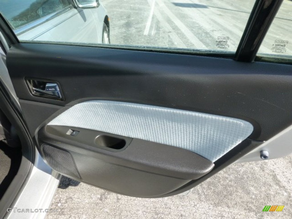 2009 Mercury Milan I4 Appearance Package Door Panel Photos