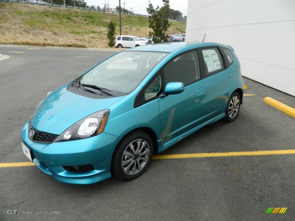 2013 Fit Sport - Blue Raspberry Metallic / Sport Black photo #3