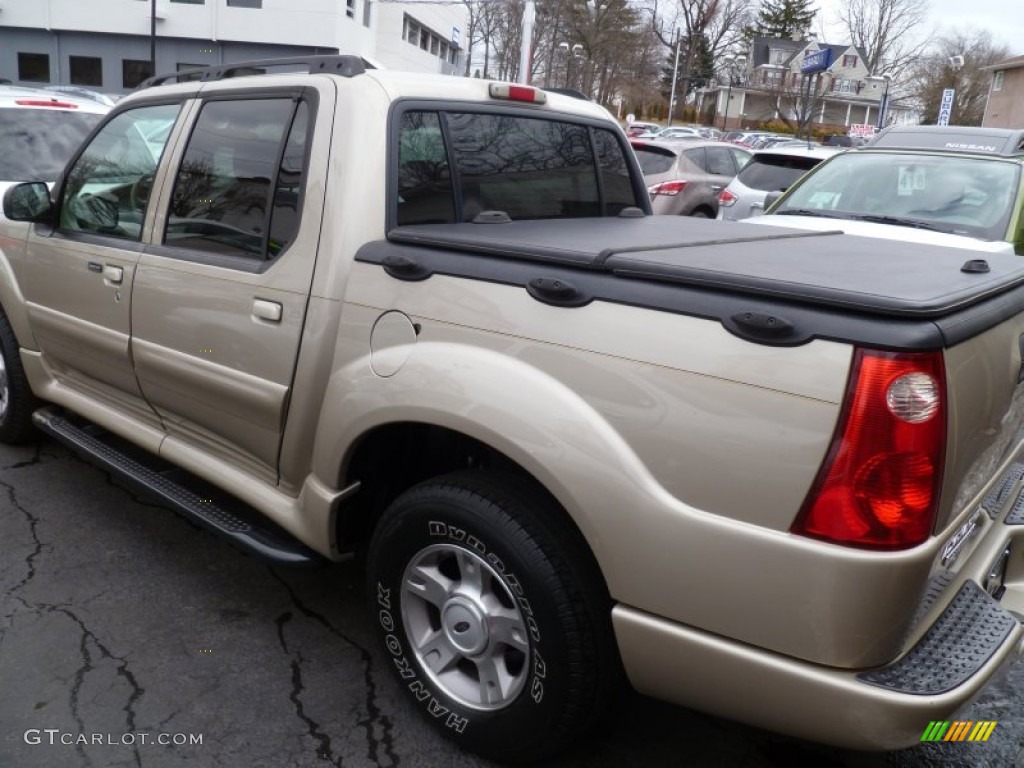 2004 Explorer Sport Trac XLT - Pueblo Gold Metallic / Medium Dark Flint/Dark Flint photo #8