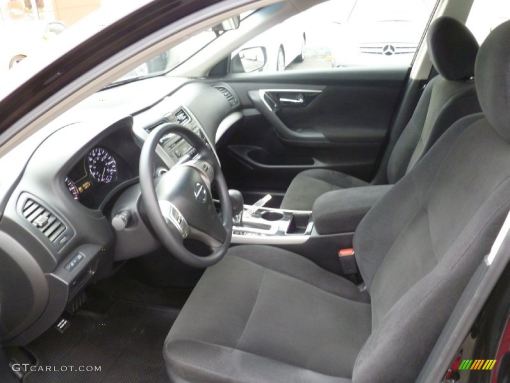 2013 Altima 2.5 S - Super Black / Charcoal photo #13