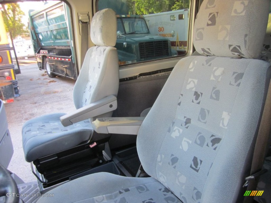 2004 Sprinter Van 2500 High Roof Passenger - Brilliant Silver Metallic / Gray photo #25