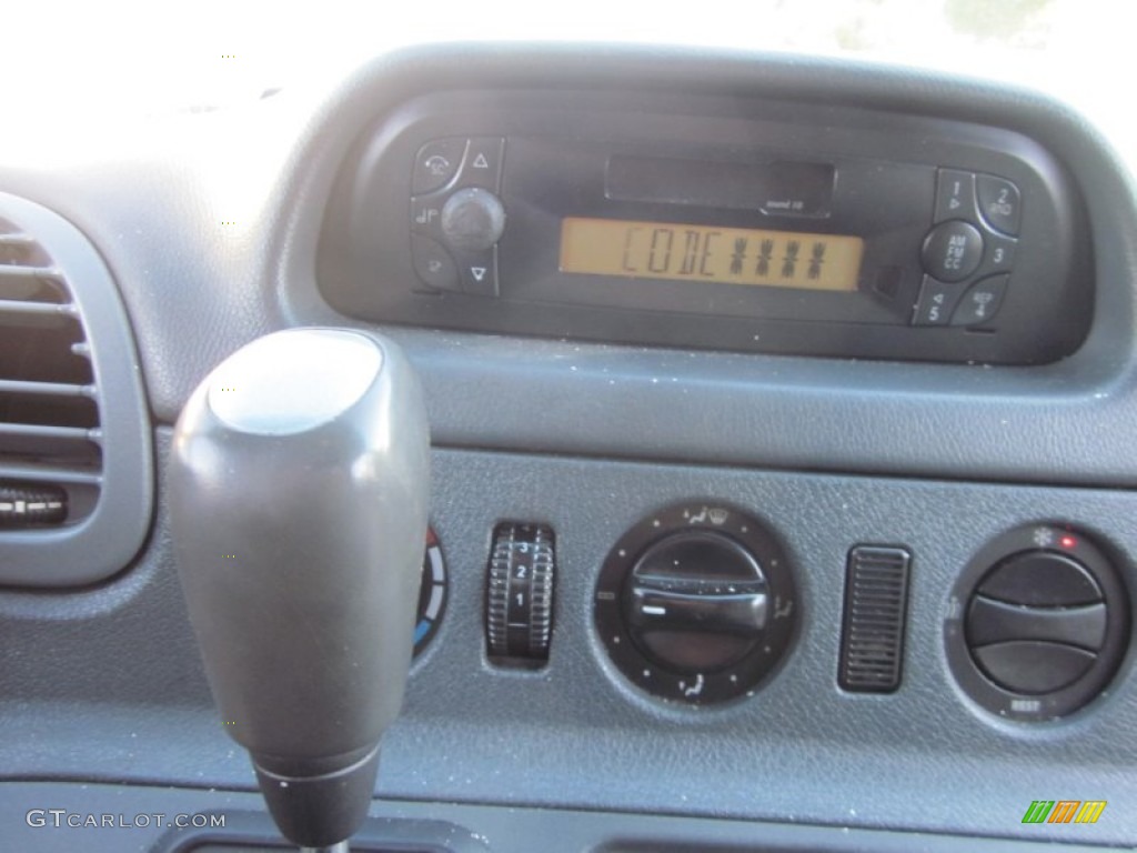 2004 Sprinter Van 2500 High Roof Passenger - Brilliant Silver Metallic / Gray photo #30