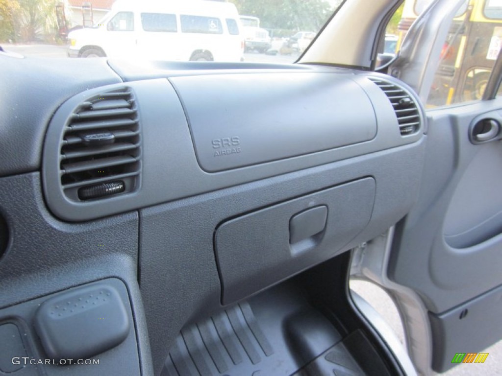 2004 Sprinter Van 2500 High Roof Passenger - Brilliant Silver Metallic / Gray photo #31