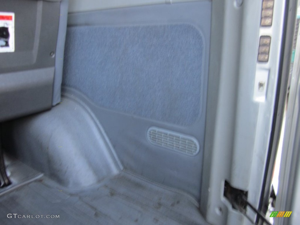 2004 Sprinter Van 2500 High Roof Passenger - Brilliant Silver Metallic / Gray photo #46