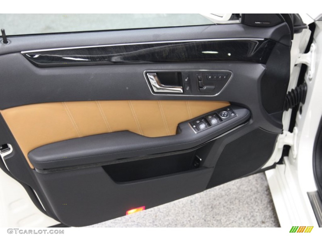 2011 Mercedes-Benz E 350 4Matic Sedan Natural Beige/Black Door Panel Photo #77934289