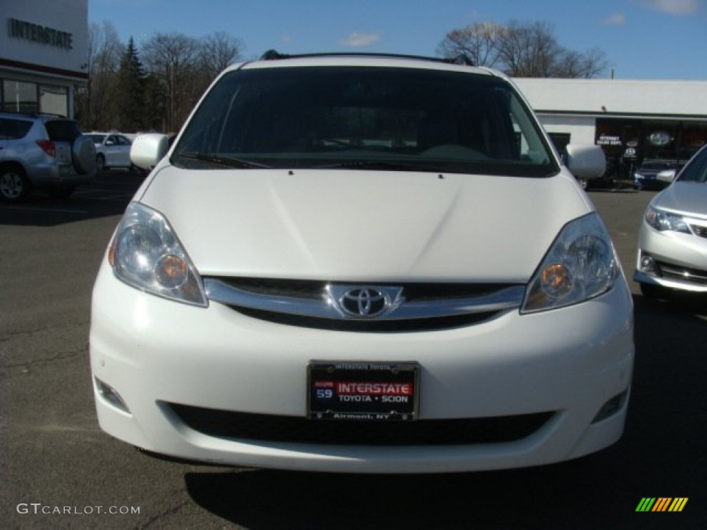 2007 Sienna XLE - Arctic Frost Pearl White / Stone photo #2