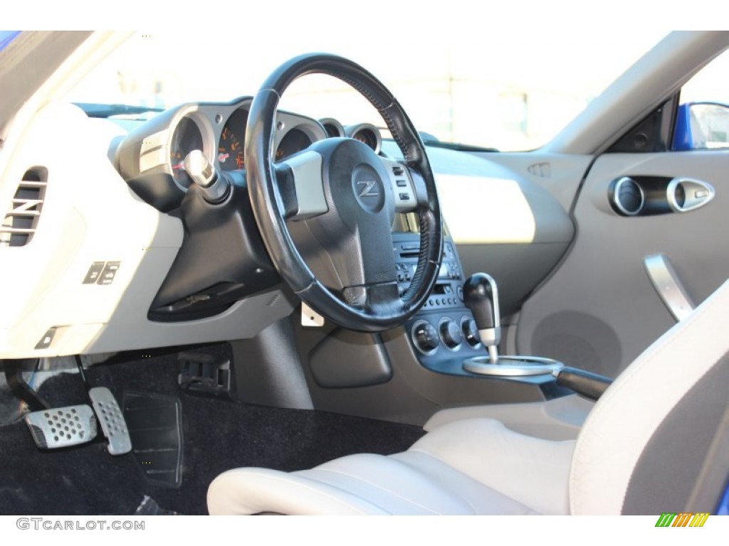 Frost Interior 2005 Nissan 350Z Touring Roadster Photo #77935335