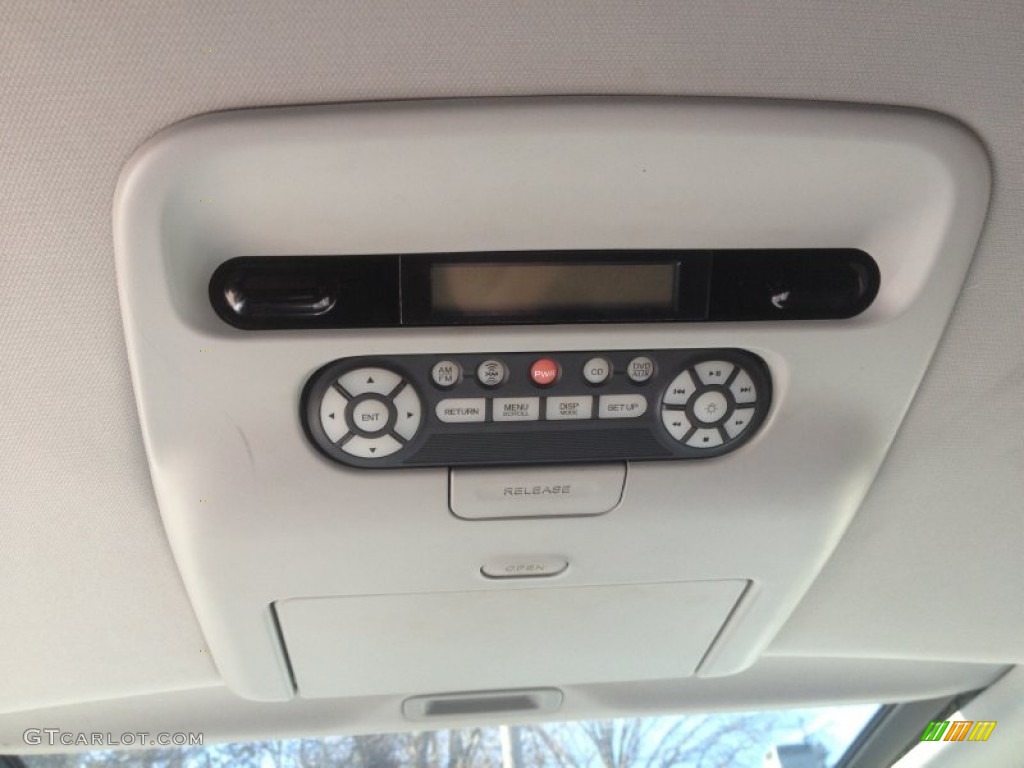 2005 Honda Odyssey Touring Entertainment System Photo #77936063