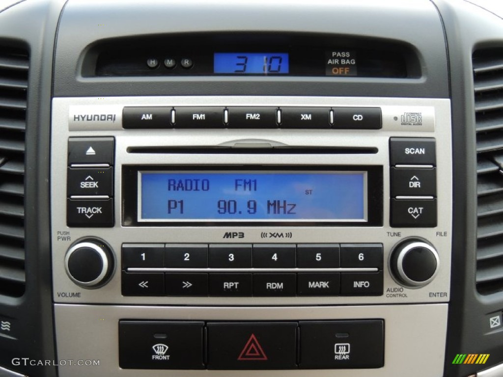 2007 Hyundai Santa Fe GLS Audio System Photo #77936634