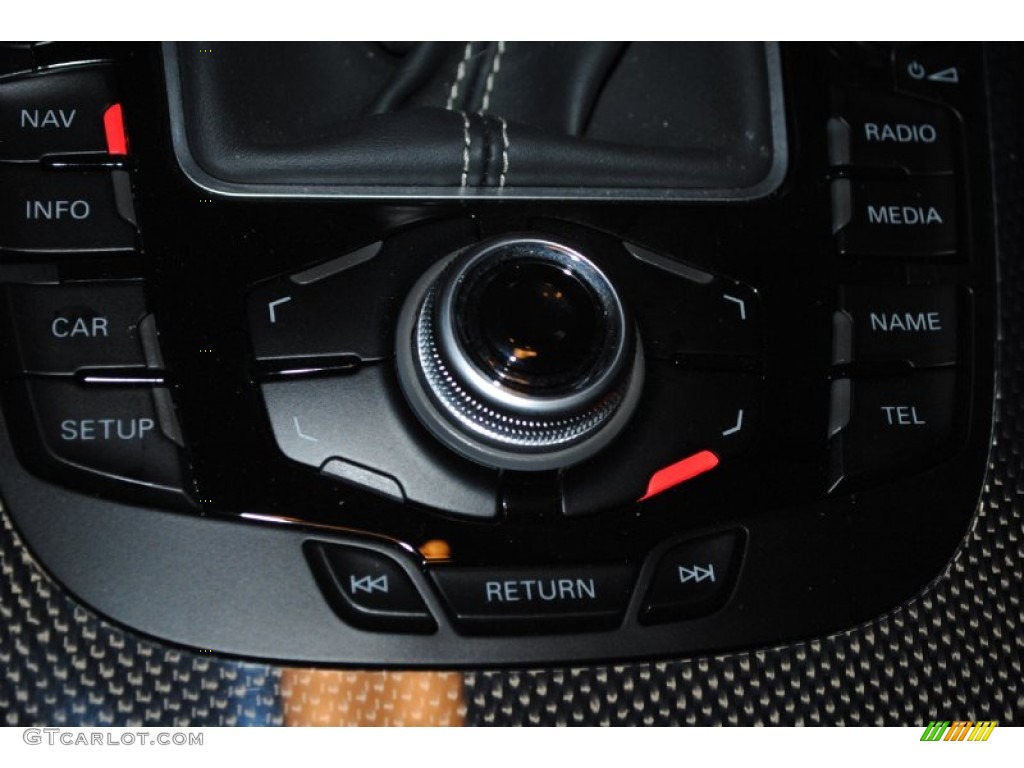 2011 Audi S5 4.2 FSI quattro Coupe Controls Photo #77939889