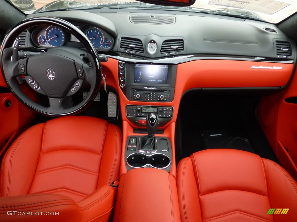2013 Maserati GranTurismo Sport Coupe Rosso Corallo Dashboard Photo #77939991