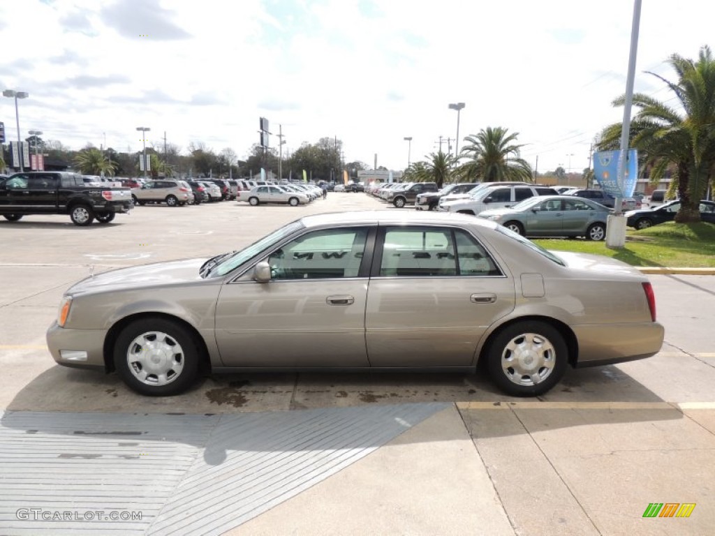 Bronzemist Metallic 2002 Cadillac DeVille Sedan Exterior Photo #77940851